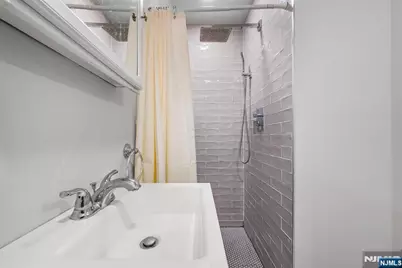 1187 Sussex Road, Teaneck Township, NJ 07666 - Photo 20