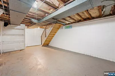 1187 Sussex Road, Teaneck Township, NJ 07666 - Photo 32
