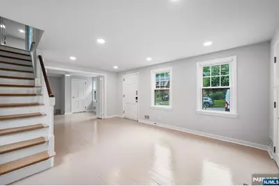 1187 Sussex Road, Teaneck Township, NJ 07666 - Photo 8