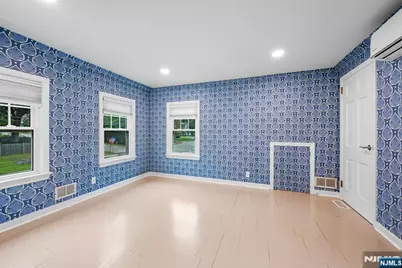 1187 Sussex Road, Teaneck Township, NJ 07666 - Photo 28