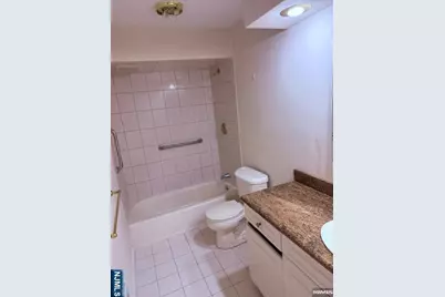 466 Liberty Street 306 #306, Little Ferry, NJ 07643 - Photo 10
