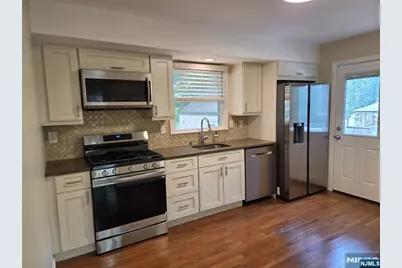 30 Highwood Drive, Dumont, NJ 07628 - Photo 2