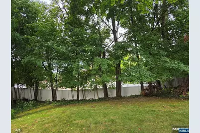 30 Highwood Drive, Dumont, NJ 07628 - Photo 16
