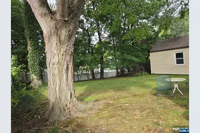 30 Highwood Drive, Dumont, NJ 07628 - Photo 14