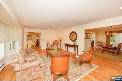 632 Iroquois Street, Oradell, NJ 07649 - Photo 8