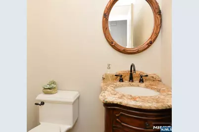 632 Iroquois Street, Oradell, NJ 07649 - Photo 20
