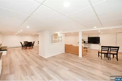 632 Iroquois Street, Oradell, NJ 07649 - Photo 32