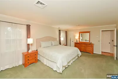 632 Iroquois Street, Oradell, NJ 07649 - Photo 22