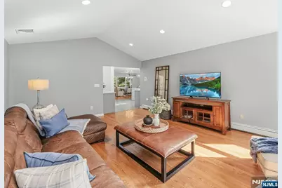 345 Shadyside Road, Ramsey, NJ 07446 - Photo 12