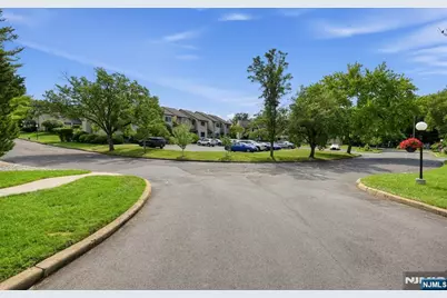 38 Ventura Court 38 #38, Old Bridge Township, NJ 08857 - Photo 6