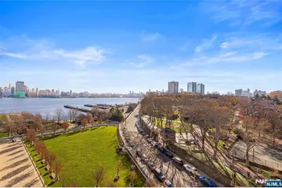 1000 Maxwell Lane 10G #10G, Hoboken, NJ 07030 - Photo 36