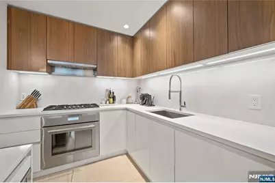 1000 Maxwell Lane 10G #10G, Hoboken, NJ 07030 - Photo 14