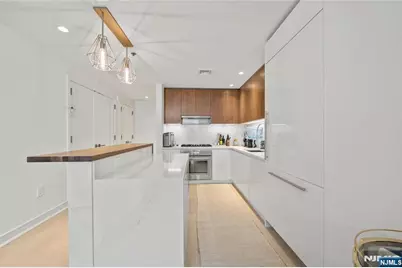 1000 Maxwell Lane 10G #10G, Hoboken, NJ 07030 - Photo 12
