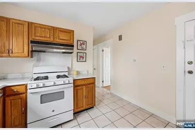 21 5th Street, Clifton, NJ 07011 - Photo 18