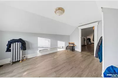 166 Bergen Avenue, Jersey City, NJ 07305 - Photo 6