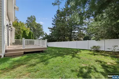 84 Woodmere Lane, Tenafly, NJ 07670 - Photo 32