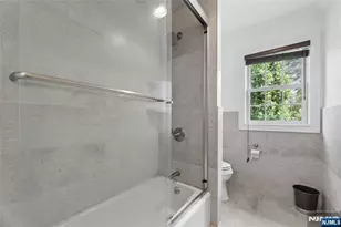 84 Woodmere Ln, Tenafly, NJ 07670 - Photo 24