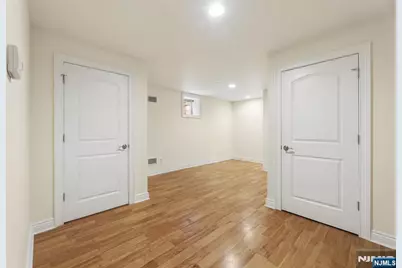 84 Woodmere Lane, Tenafly, NJ 07670 - Photo 30