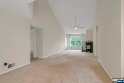 1121 Hyde Park Court, Mahwah, NJ 07430 - Photo 6