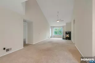 1121 Hyde Park Ct, Mahwah, NJ 07430 - Photo 6