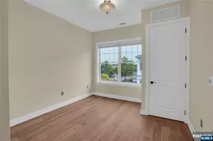 3307 The Plaza 3307, Tenafly, NJ 07670 - Photo 6