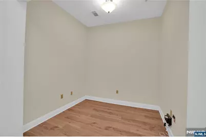 3307 The Plaza 3307 #3307, Tenafly, NJ 07670 - Photo 8
