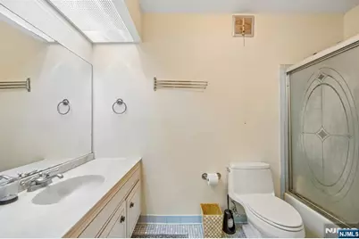 200 Winston L08 #L08, Cliffside Park, NJ 07010 - Photo 34