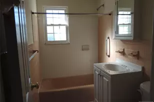 250 Rochelle Ave B-11, Rochelle Park Township, NJ 07662 - Photo 10