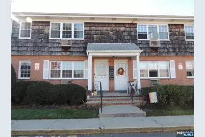 250 Rochelle Avenue B-11 #B-11, Rochelle Park Township, NJ 07662 - Photo 1