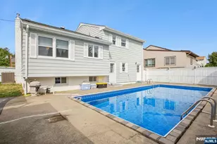 82 Eaton Pl, Bloomfield, NJ 07003 - Photo 30