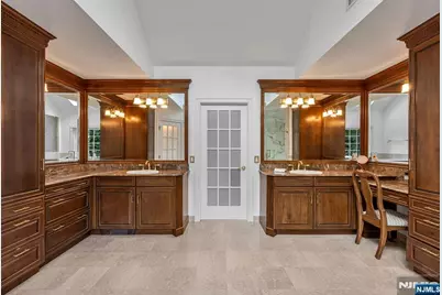 19 Mettowee Farms Court, Upper Saddle River, NJ 07458 - Photo 28