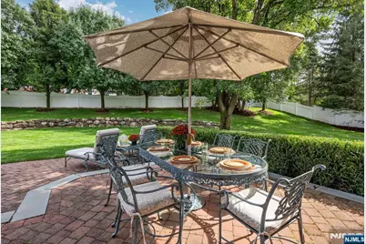 19 Mettowee Farms Court, Upper Saddle River, NJ 07458 - Photo 44
