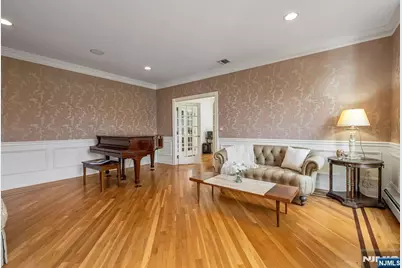 19 Mettowee Farms Court, Upper Saddle River, NJ 07458 - Photo 20