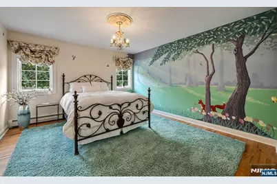 19 Mettowee Farms Court, Upper Saddle River, NJ 07458 - Photo 34