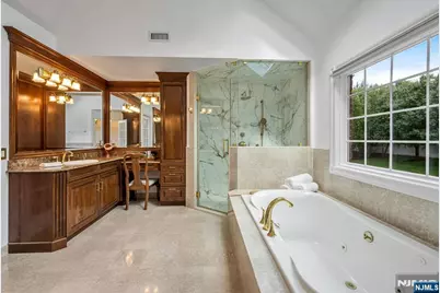 19 Mettowee Farms Court, Upper Saddle River, NJ 07458 - Photo 26