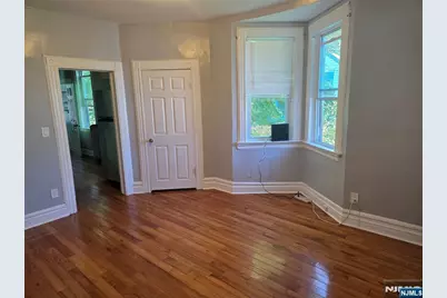 9 17th Street, East Orange, NJ 07018 - Photo 2