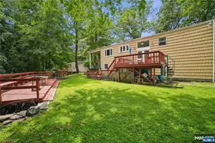 249 Knickerbocker Rd, Englewood, NJ 07631 - Photo 32