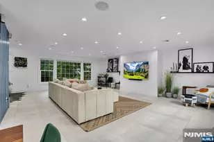 29 Dearborn Dr, Old Tappan, NJ 07675 - Photo 10