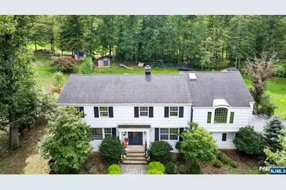 29 Dearborn Drive, Old Tappan, NJ 07675 - Photo 2