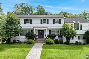 29 Dearborn Dr, Old Tappan, NJ 07675 - Photo 1