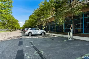 403 Franklin Ct 403, Edgewater, NJ 07020 - Photo 6