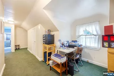 81 W Gouverneur Avenue, Rutherford, NJ 07070 - Photo 16