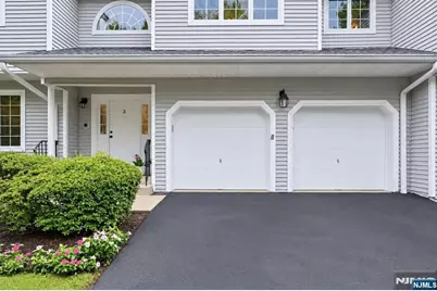 3 Drake Drive 3 #3, Hillsdale, NJ 07642 - Photo 2