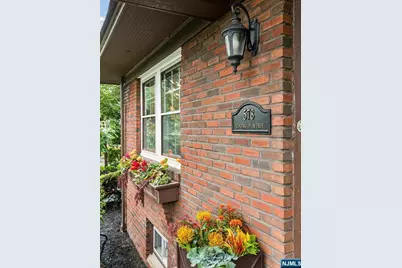 578 Ridgewood Avenue, Glen Ridge, NJ 07028 - Photo 4