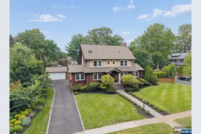 578 Ridgewood Avenue, Glen Ridge, NJ 07028 - Photo 2