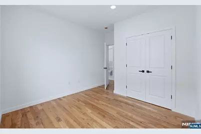 54 Pennsylvania Avenue, Newark, NJ 07114 - Photo 18
