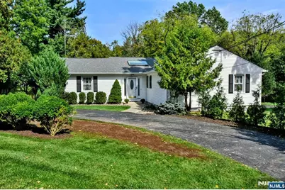 486 W Saddle River Road, Upper Saddle River, NJ 07458 - Photo 1