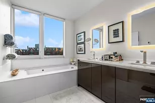 18 Vela Way, Edgewater, NJ 07020 - Photo 34