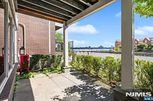 18 Vela Way, Edgewater, NJ 07020 - Photo 6