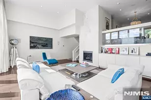 18 Vela Way, Edgewater, NJ 07020 - Photo 14